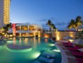 /album/fotogaleria-hotel-kristal-cancun/galeria-alberca-hotel-krystal-grand-punta-cancun-1422638312-jpg/